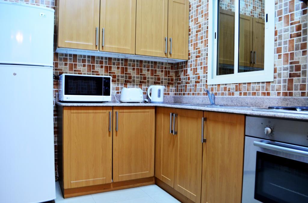 President Suites Apartments Manama Luaran gambar