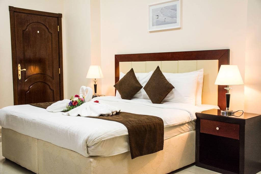 President Suites Apartments Manama Luaran gambar